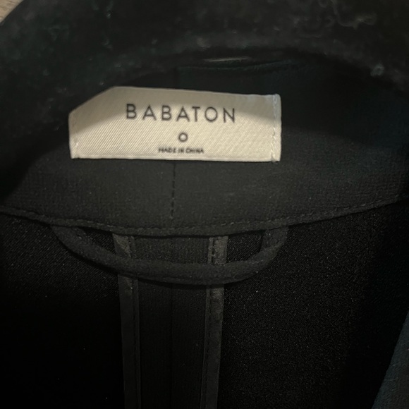 Size 0 - Babaton power blazer (oversized style) - Picture 3 of 4